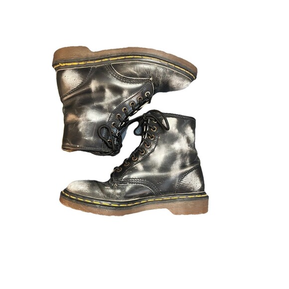 Dr. Martens 1460 Made in England Vintage Black Leather 8 Eye Boots US 7 - Picture 5 of 16